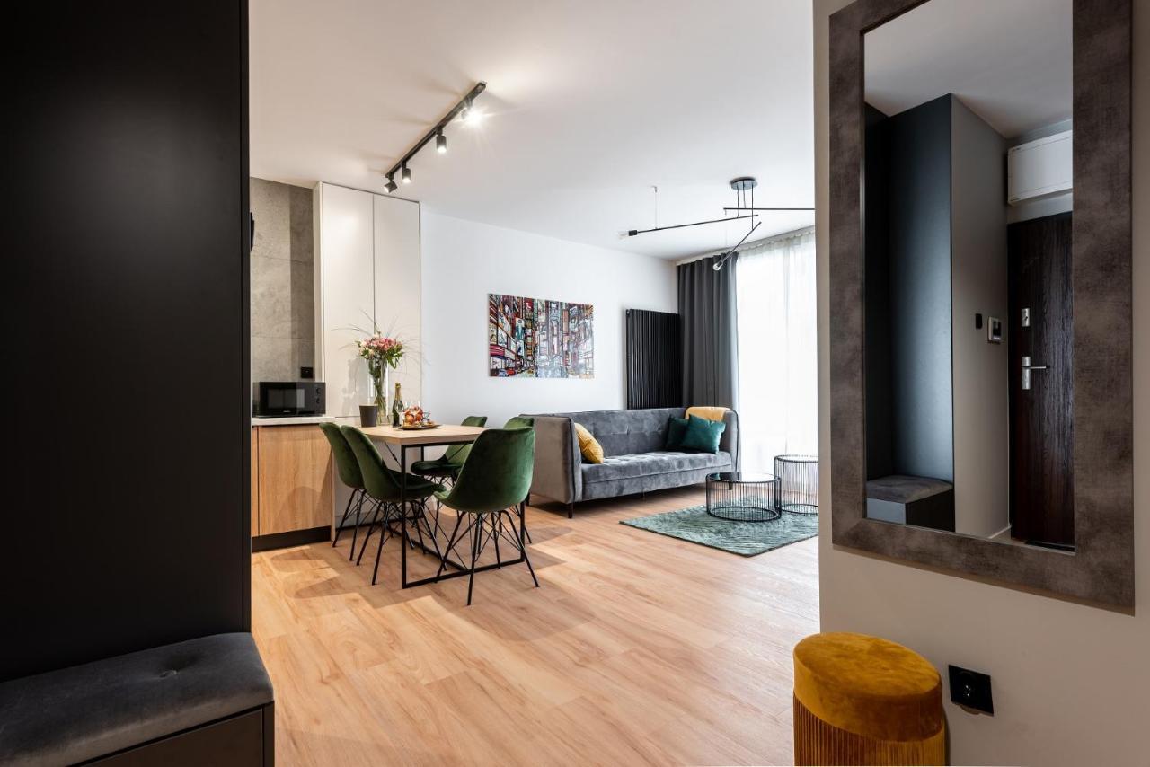 Apartament Nowe Centrum Lodzi - Perla Srodmiescia Buitenkant foto